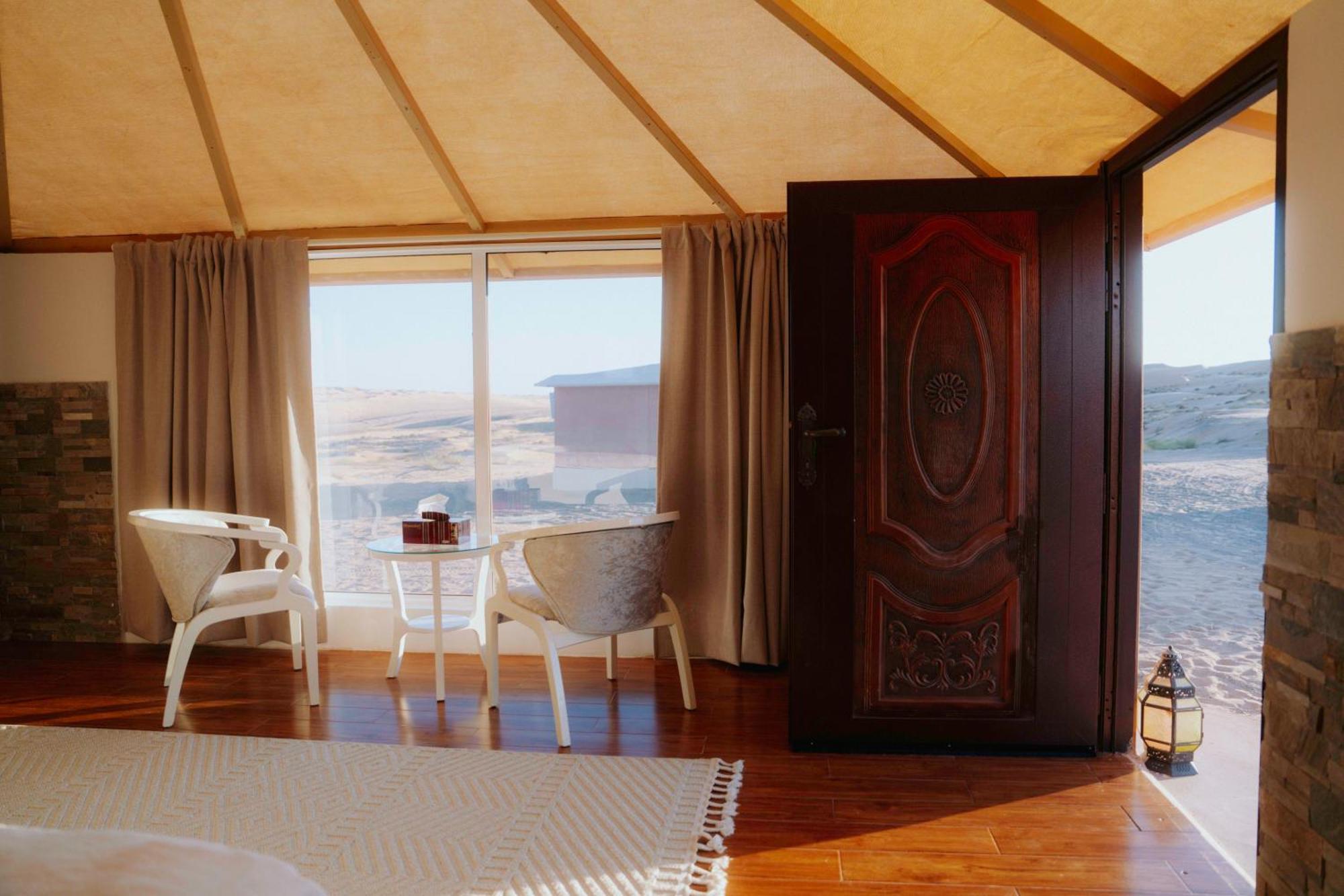 Silent Dunes Camp Ḩawīyah Exteriör bild