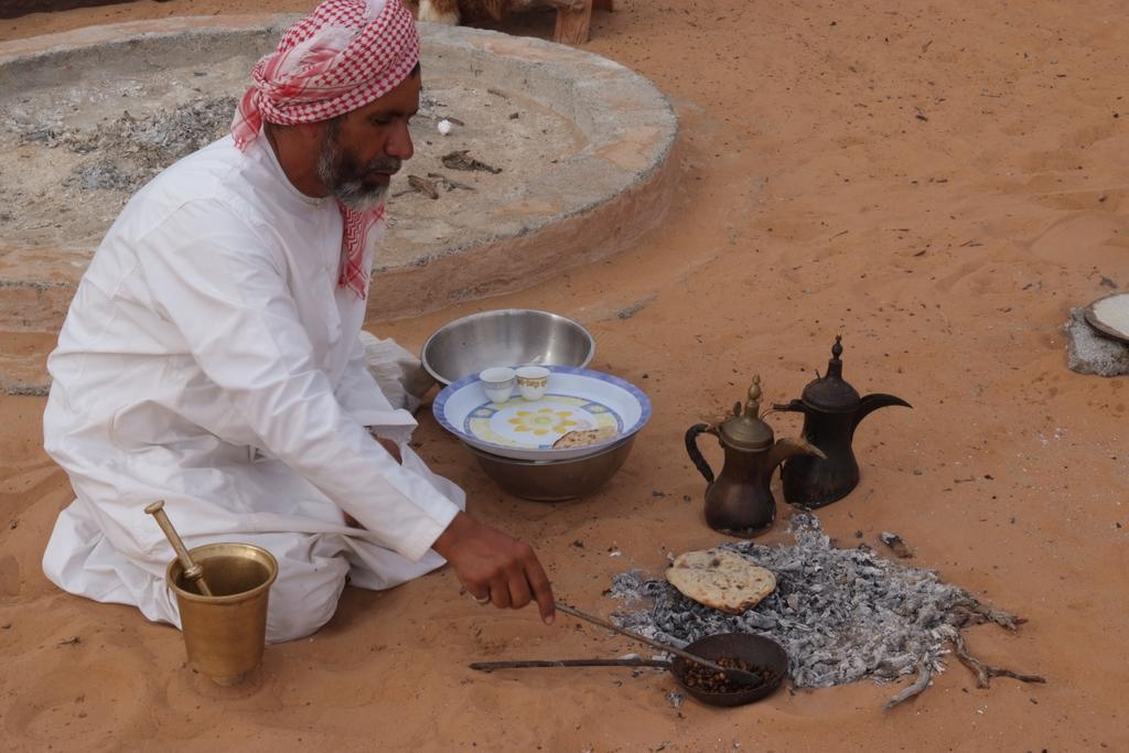Silent Dunes Camp Ḩawīyah Exteriör bild